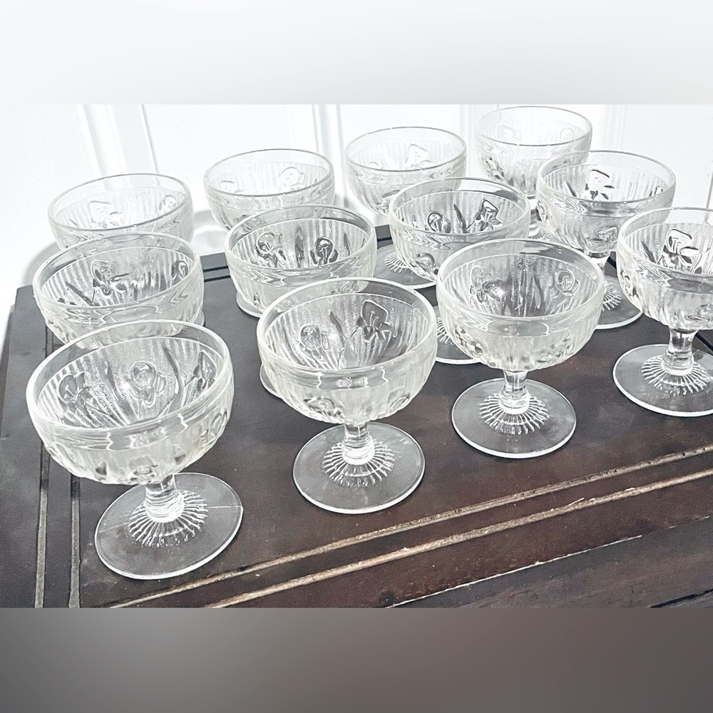 Jeanette Iris and Herringbone Depression Glass set of 12 Sherbet Glasses Vtg